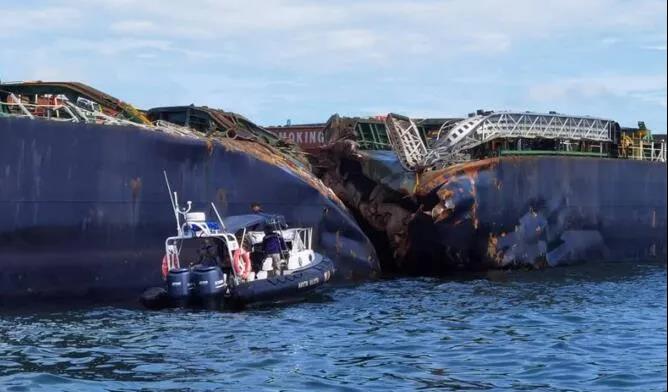 一艘满载中国货物的集装箱船发生碰撞曾挂靠上海宁波深圳货主注意