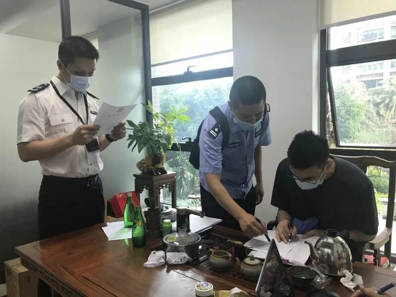 跨境电商 | 一起案值3亿元的跨境电商走私案告破......