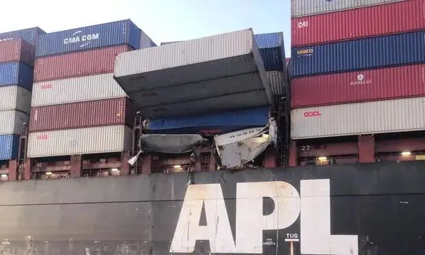 事故丨马士基一集装箱船10名船员在美国港口新冠检测呈阳性，达飞一集装箱船在澳洲出现集装箱落水！